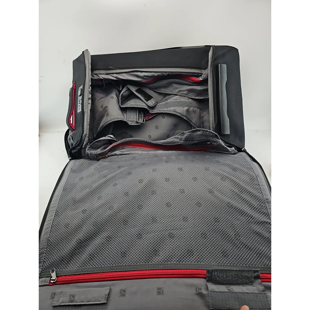 Barracuda Collapsible Carry-on Suitcase